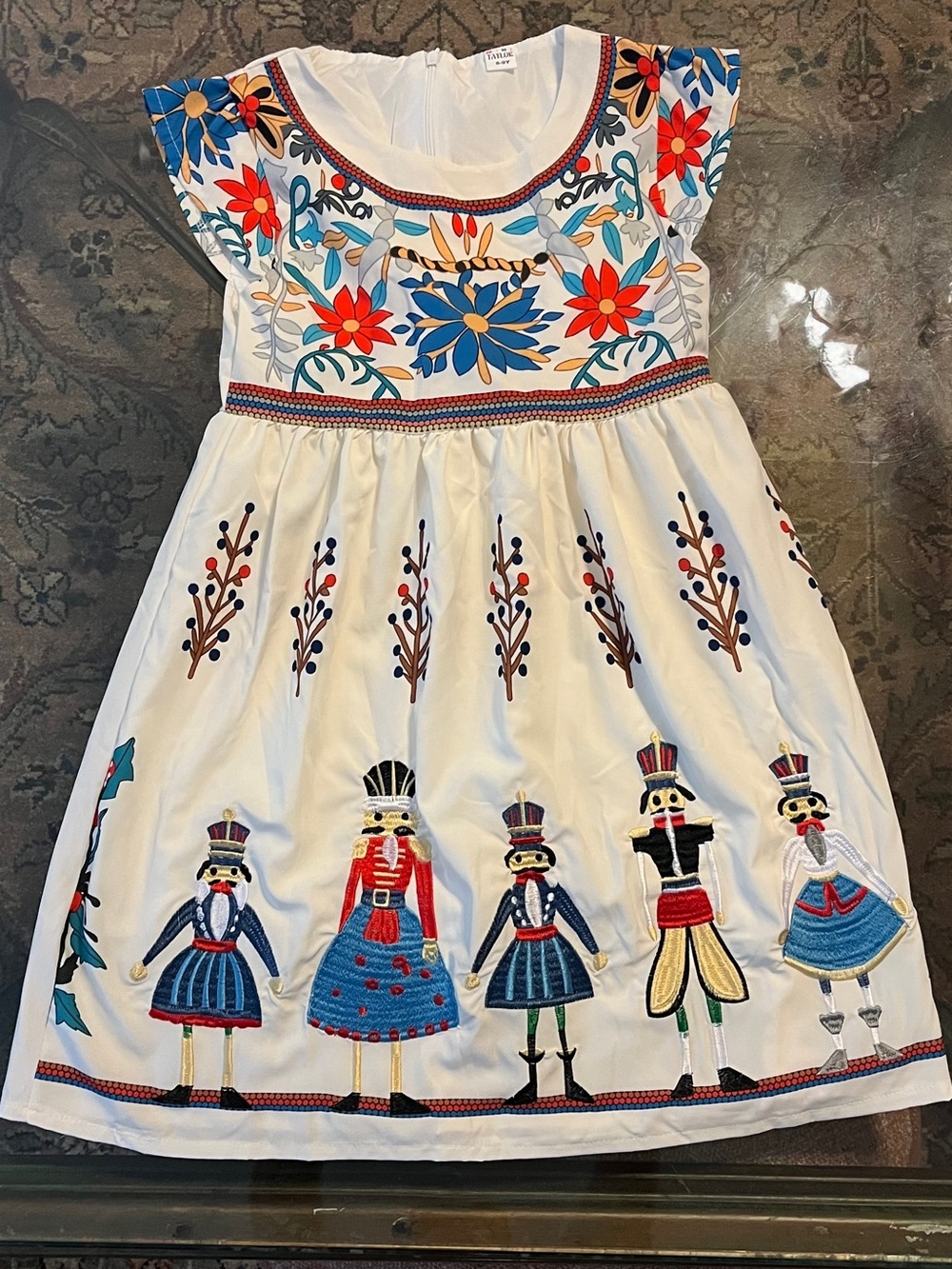 ✨ Mini Taylor Girls Folk Art Dress | Size 8–9Y
